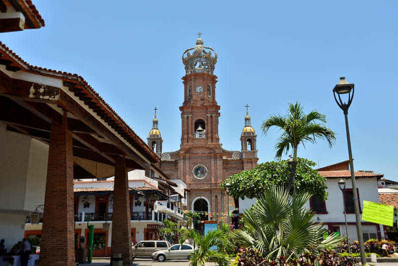 Boletos de Autobús a Puerto Vallarta Iglesia de Guadalupe